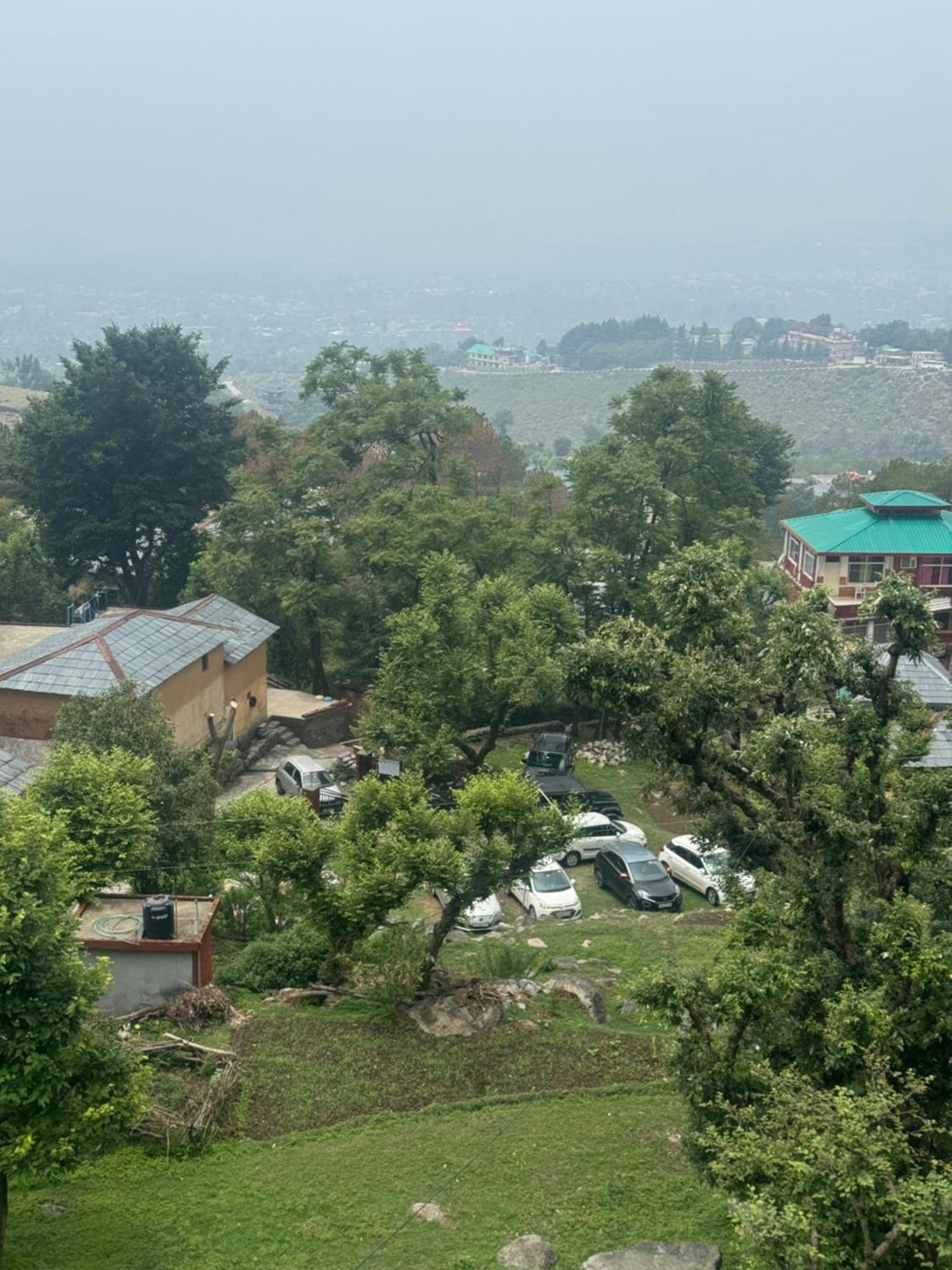 Paradise Inn By Hbr Dharamshala Buitenkant foto